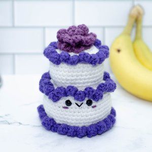 Crochet Wedding Cake - Cute handmade amigurumi